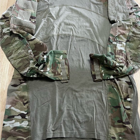 Large Army Combat Shirt Zipper Flame Resistant OCP Uniform ACS USG Camo FR Long - Picture 11 of 11